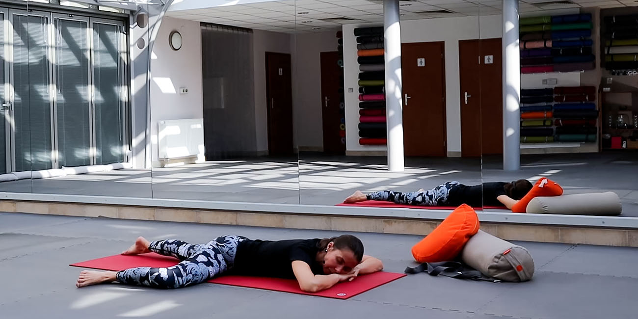 yoga 11 course cover