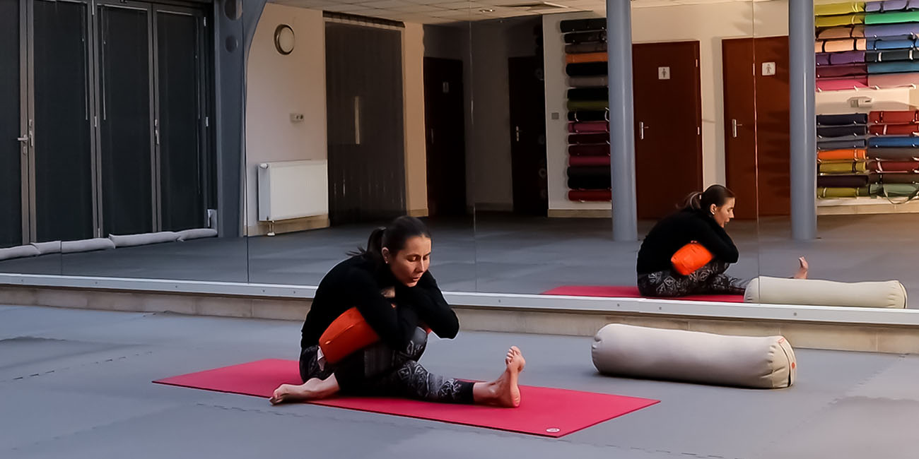 yoga 5 course cover